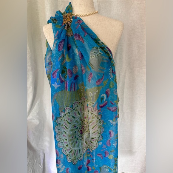 VINTAGE Elephant Blue Sheer Wrap/Scarf/Sarong - Picture 2 of 10